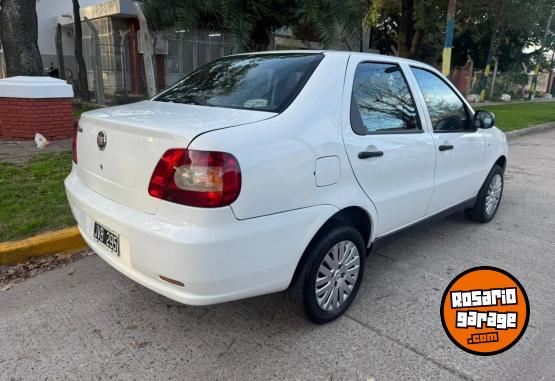 Autos - Fiat Siena 2011 GNC 188000Km - En Venta