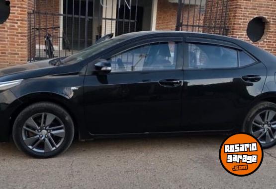 Autos - Toyota XEI CVT 2016 Nafta 99000Km - En Venta