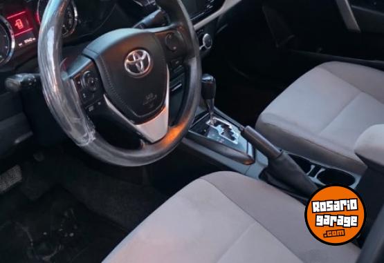 Autos - Toyota XEI CVT 2016 Nafta 99000Km - En Venta