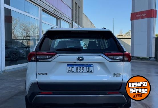 Camionetas - Toyota RAV 4 2021 Electrico / Hibrido 130000Km - En Venta