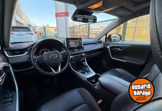 Camionetas - Toyota RAV 4 2021 Electrico / Hibrido 130000Km - En Venta