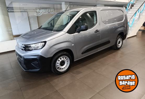 Utilitarios - Peugeot Partner 2026 Diesel 0Km - En Venta