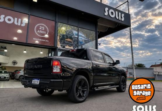 Camionetas - Dodge RAM 1500 LARAMIE AT8 5.7 2024 Nafta 21000Km - En Venta