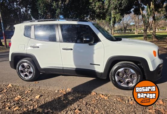 Camionetas - Chrysler Jeep renegade 2017 Nafta 119000Km - En Venta