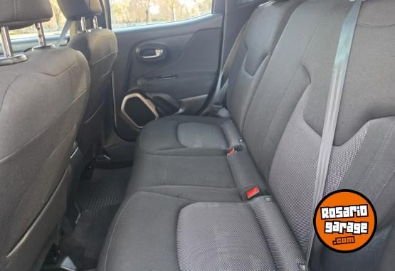 Camionetas - Chrysler Jeep renegade 2017 Nafta 119000Km - En Venta