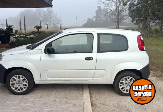 Autos - Fiat UNO 3P CARGO 1.4 8V 2016 Nafta 330000Km - En Venta
