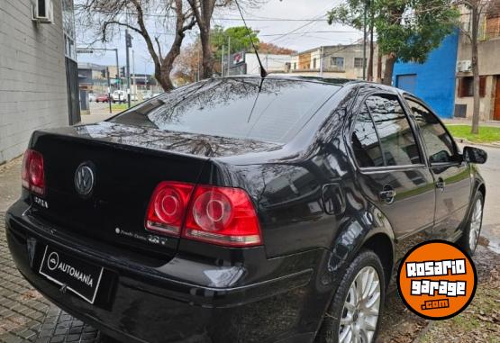 Autos - Volkswagen Bora 1.8 Highline T Tiptr 2012 Nafta 77000Km - En Venta