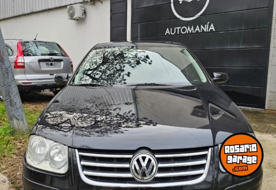 Autos - Volkswagen Bora 1.8 Highline T Tiptr 2012 Nafta 77000Km - En Venta
