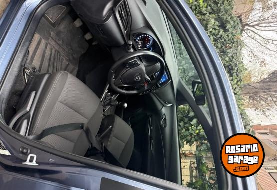 Autos - Toyota Yaris xls MT 5P 2023 Nafta 77309Km - En Venta