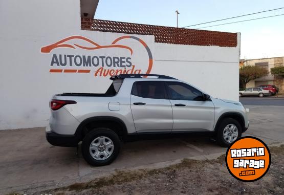 Camionetas - Fiat TORO FREDDON 2017 Diesel 130400Km - En Venta