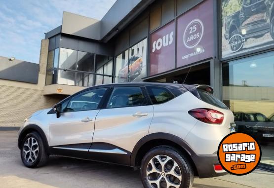 Autos - Renault CAPTUR INTENS CVT AT 2019 Nafta 120000Km - En Venta