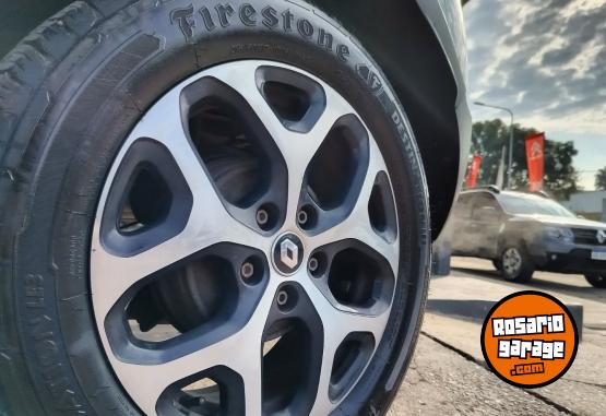 Autos - Renault CAPTUR INTENS CVT AT 2019 Nafta 120000Km - En Venta