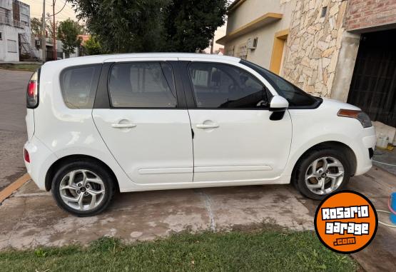 Autos - Citroen Pocasso C3 2015 Nafta 143000Km - En Venta