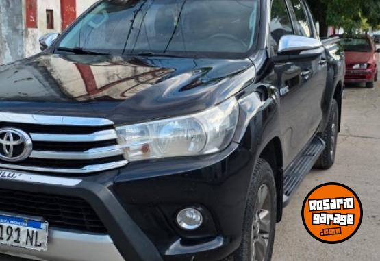 Camionetas - Toyota Hilux Srv 2016 Diesel 210000Km - En Venta