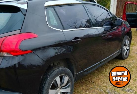 Autos - Peugeot 2008 2017 Nafta 200000Km - En Venta