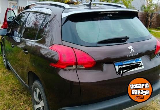 Autos - Peugeot 2008 2017 Nafta 200000Km - En Venta
