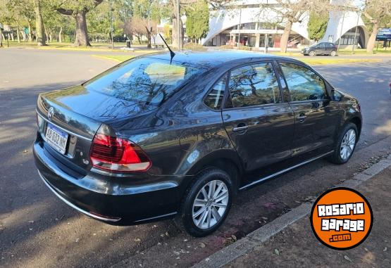 Autos - Volkswagen Polo confortline 2017 Nafta 77000Km - En Venta