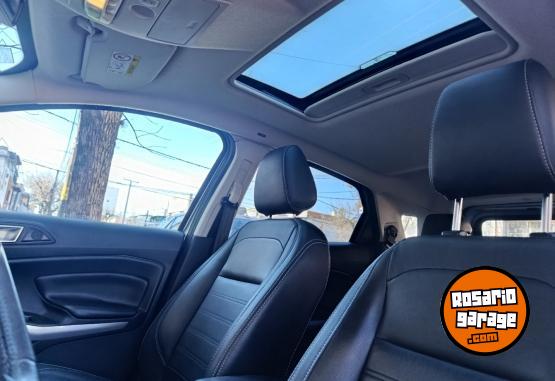 Autos - Ford ECOSPORT TITANIUM 2022 Nafta 49000Km - En Venta