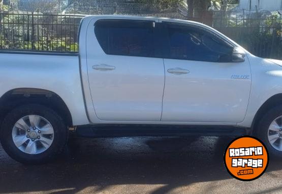 Camionetas - Toyota Srv 4x4 2018 Diesel 170000Km - En Venta