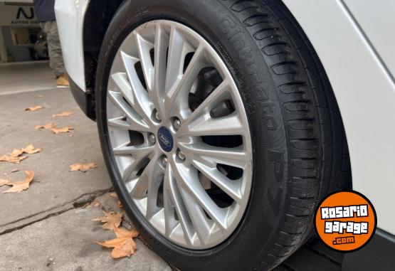 Autos - Ford Focus SE PLUS 2017 Nafta 90000Km - En Venta