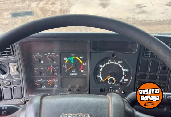 Camiones y Grúas - Scania p310 año 2005 - En Venta