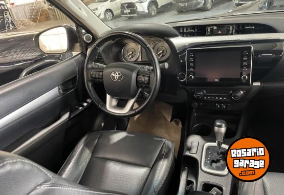 Camionetas - Toyota HILUX SRX 4x2 at 2022 Diesel 169500Km - En Venta