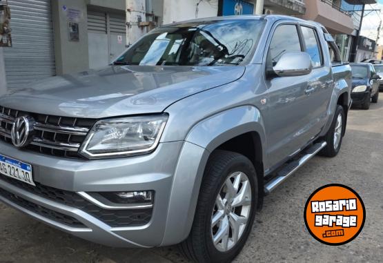 Camionetas - Volkswagen Amarok v6 2023 Diesel 53000Km - En Venta
