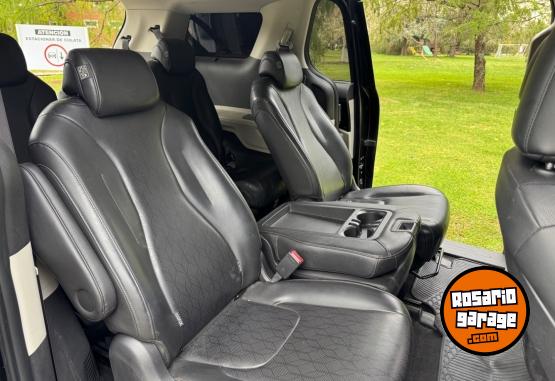 Autos - Kia Kia Carnival 2.2 Crdi 2022 Diesel 137000Km - En Venta