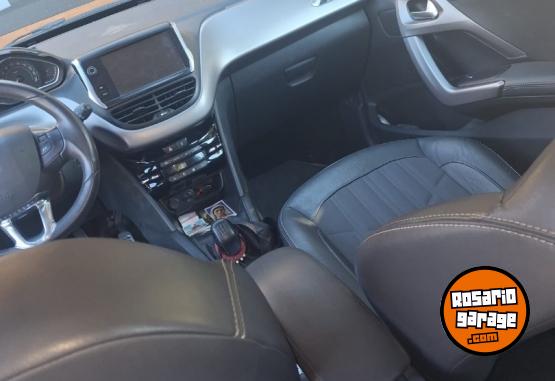 Autos - Peugeot 208 2017 Nafta 55000Km - En Venta