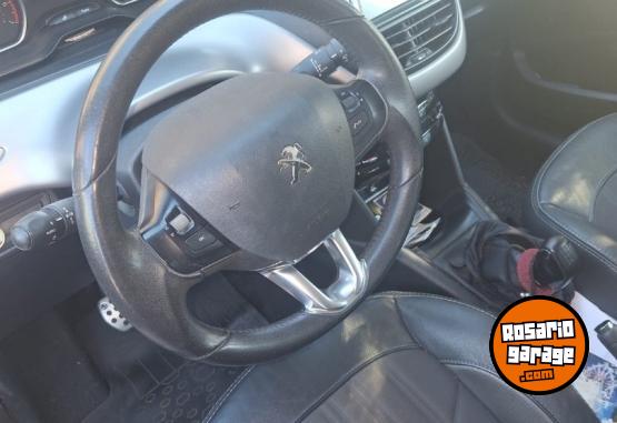 Autos - Peugeot 208 2017 Nafta 55000Km - En Venta