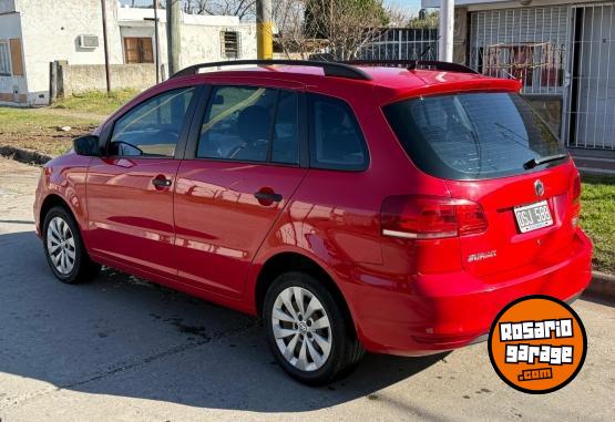 Autos - Volkswagen Suran 1.6 confortline 2015 Nafta 130000Km - En Venta