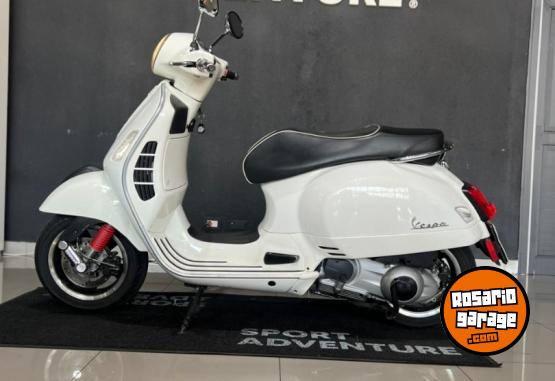 Motos - Vespa GTS 300 2017 Nafta 15800Km - En Venta