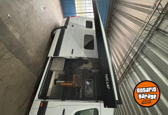 Utilitarios - Mercedes Benz 416 2023 Diesel 16000Km - En Venta