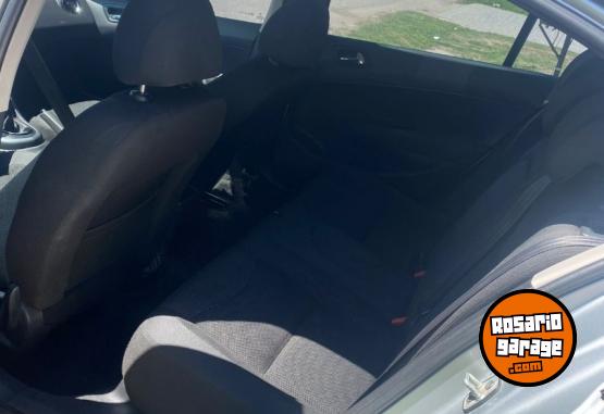 Autos - Peugeot 408 allure 2013 Nafta 120000Km - En Venta
