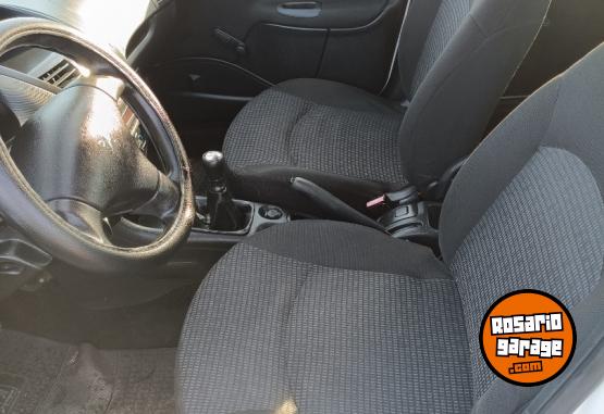 Autos - Peugeot 207 2013 Nafta 92000Km - En Venta
