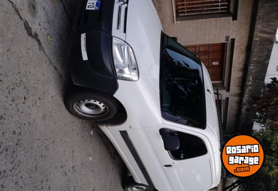 Utilitarios - Citroen Berlingo 2019 Diesel 167400Km - En Venta