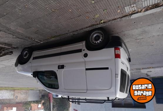 Utilitarios - Citroen Berlingo 2019 Diesel 167400Km - En Venta