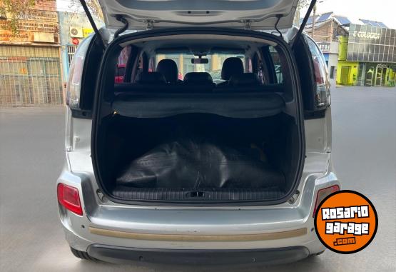 Autos - Citroen C3 Picasso 2014 GNC 150000Km - En Venta
