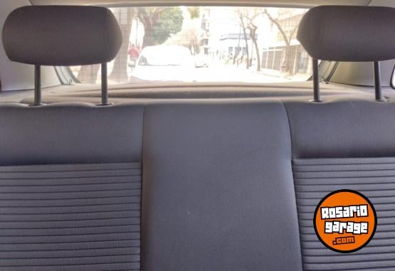 Autos - Volkswagen Suran 1.6 Highline 2007 Nafta 200000Km - En Venta