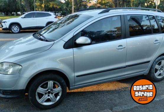 Autos - Volkswagen Suran 1.6 Highline 2007 Nafta 200000Km - En Venta