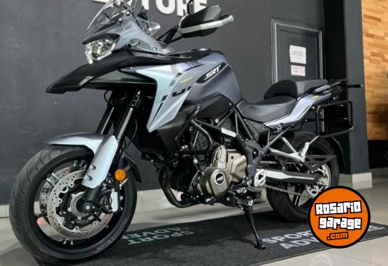 Motos - Qj Motor SRT 700 2025 Nafta 1050Km - En Venta