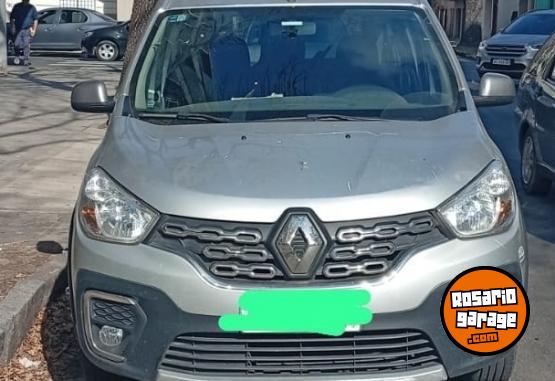 Utilitarios - Renault kangoo stepway 2023 GNC 86000Km - En Venta