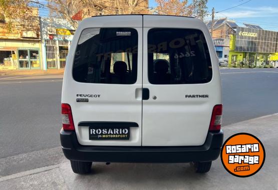 Utilitarios - Peugeot Partner 2021 Diesel 50000Km - En Venta