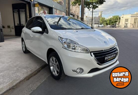 Autos - Peugeot 208 Allure Touch 2014 Nafta 120000Km - En Venta
