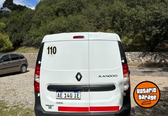 Utilitarios - Renault Kangoo 2020 Nafta 150000Km - En Venta