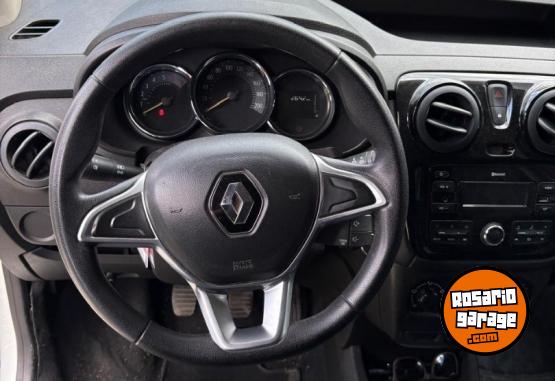 Utilitarios - Renault Kangoo 2020 Nafta 150000Km - En Venta