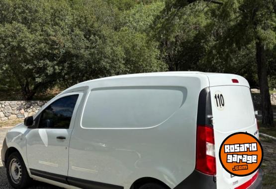 Utilitarios - Renault Kangoo 2020 Nafta 150000Km - En Venta