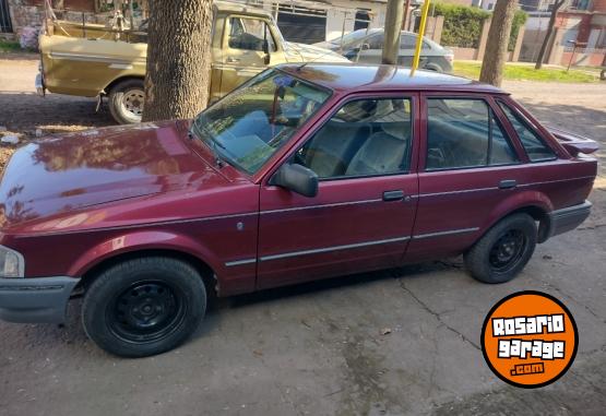 Autos - Ford Escort 1994 Nafta 120000Km - En Venta