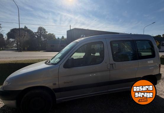 Utilitarios - Peugeot PATAGONICA 1.9D 4PTAS 2008 Diesel - En Venta