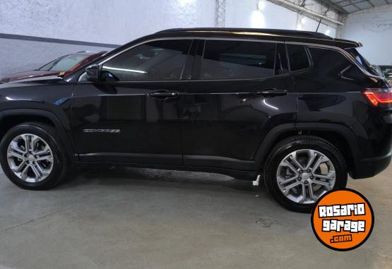 Camionetas - Jeep COMPASS LONGITUD PLUS AT6 2024 Nafta 30000Km - En Venta